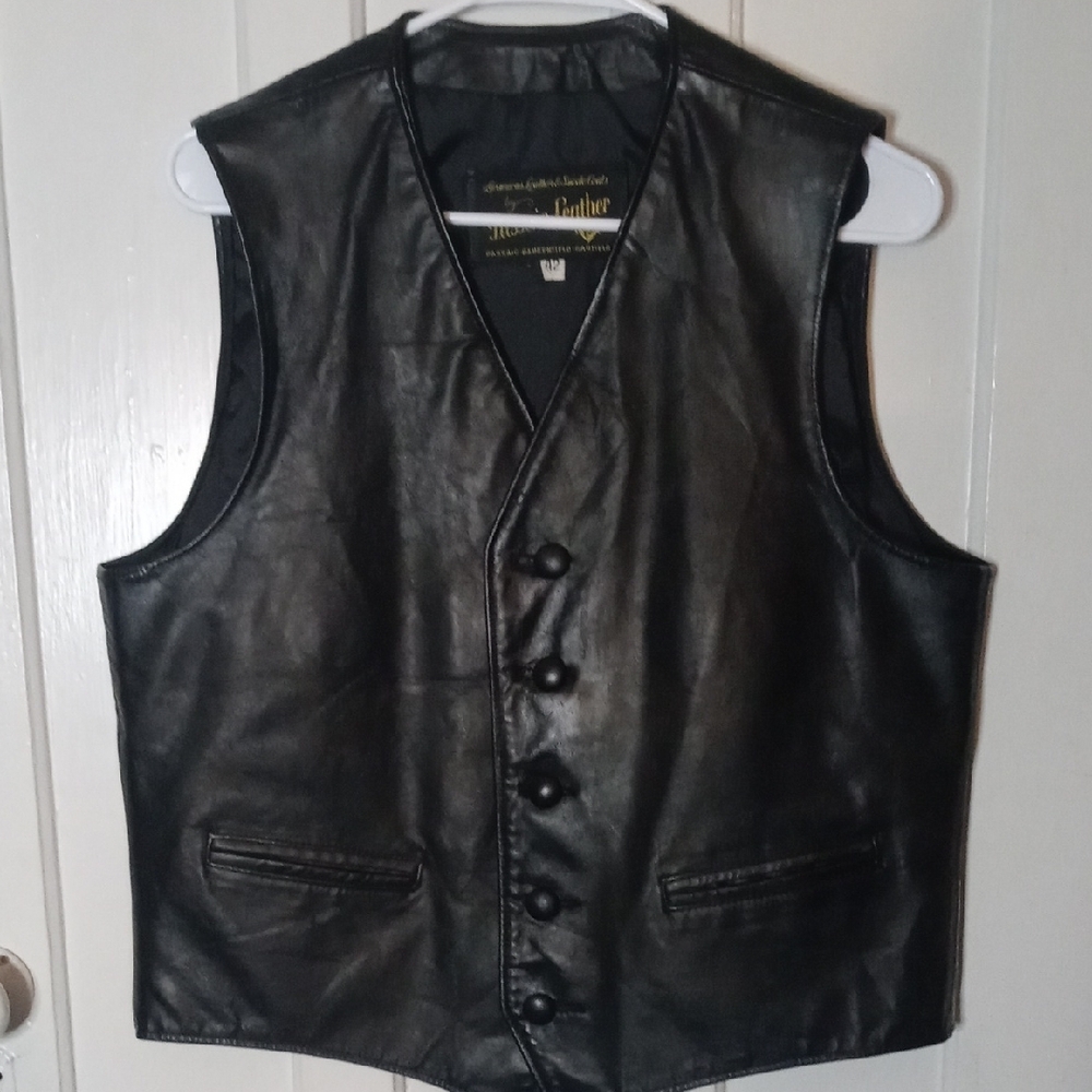 Men's Black Leather Vest